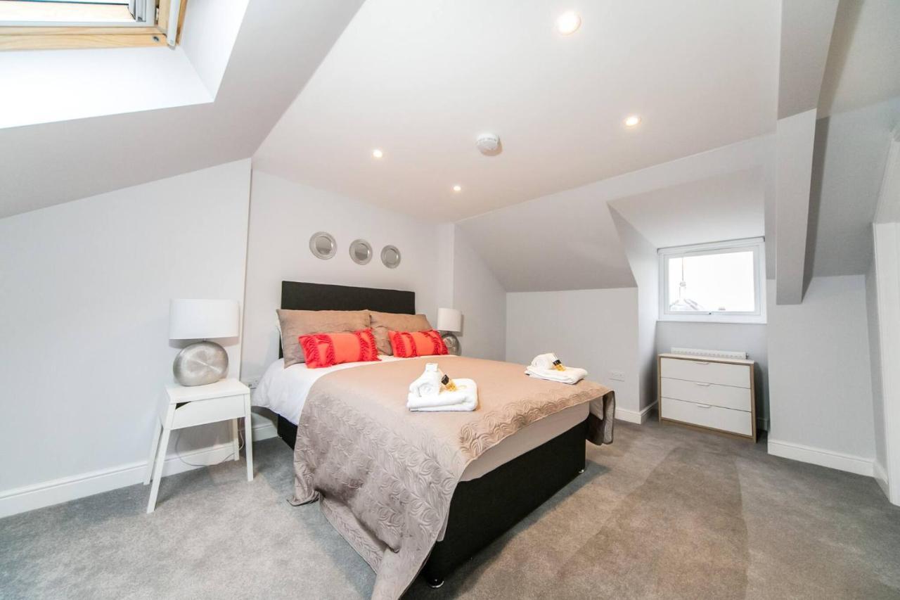 14 Helena House Lux Apartment Reading