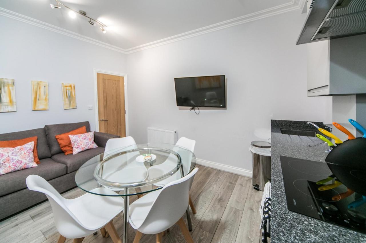 14 Helena House Lux Apartment